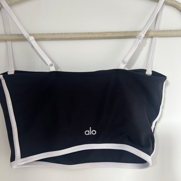 ALO Yoga Black and White Tank Top - Picture 5 of 5